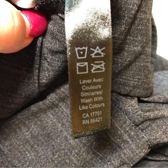 Kyodan gray black ruched side capris Size XS - Picture 5 of 7